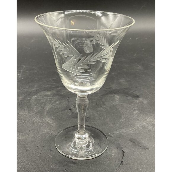 Set Of 5 Vintage Etched Crystal Cocktail Liquor Glasses 4.5"H x 3"D - Picture 2 of 7